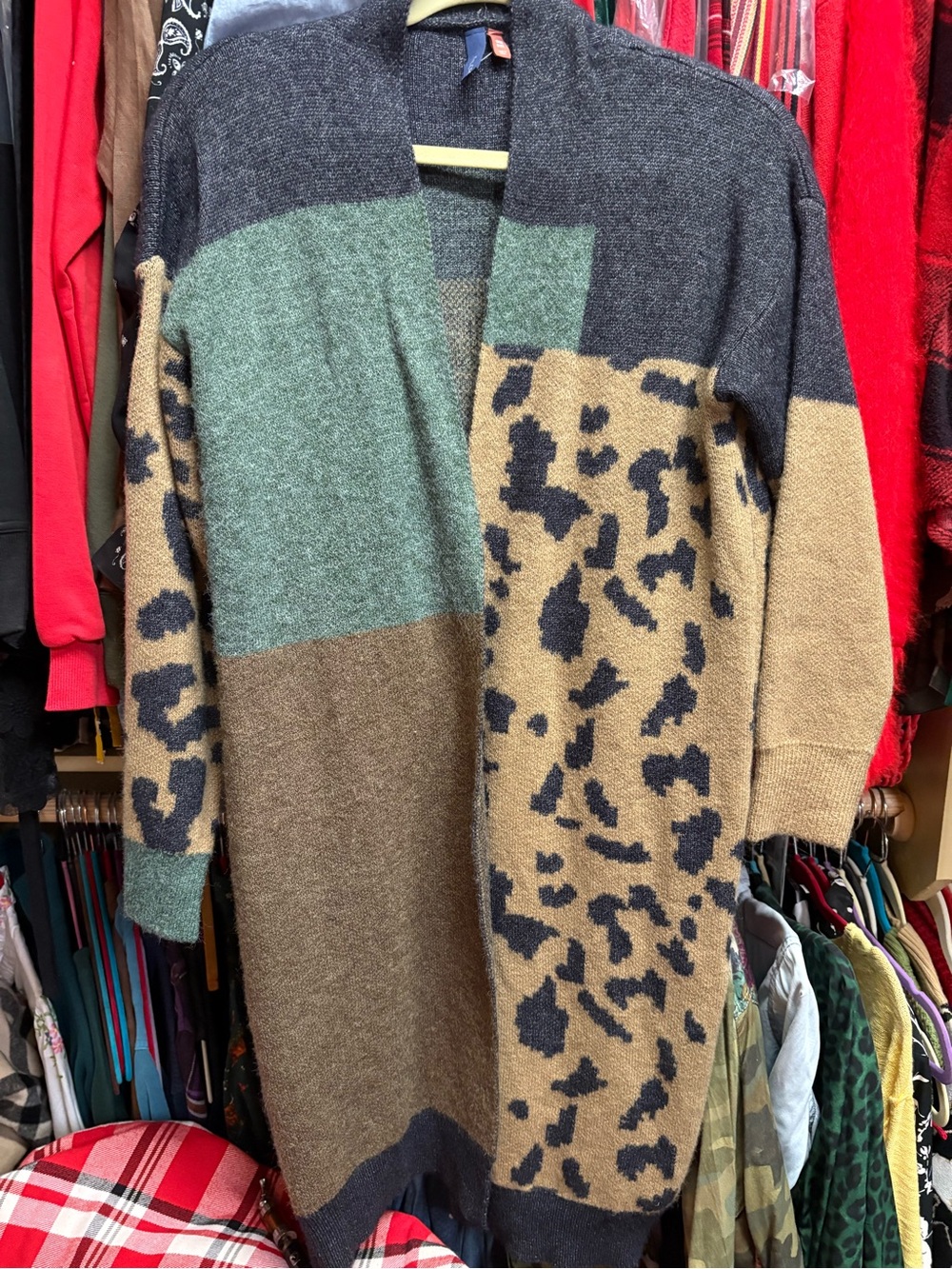 Cozy Colorblock Leopard Open-Front Women's Sweater - Gray Green Tan
